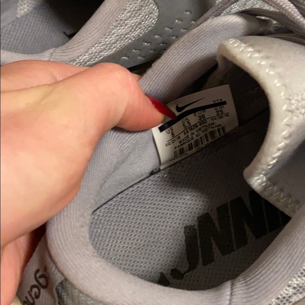 Legend React Nike Running Shoes - image 8